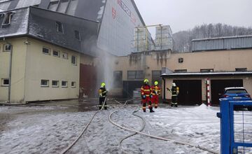 FOTO: Na zimnom štadióne vo Zvolene unikal čpavok