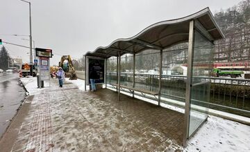 FOTO: Obmedzenia na zastávke Národná