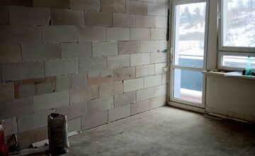 FOTO: Dôležité zmeny v NsP Brezno: Rekonštrukcia oddelenia aj nová stanica záchranky