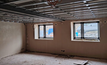 FOTO: Psychiatrická nemocnica v Kremnici čelí náporu pacientov, rekonštrukcia rozšíri jej kapacitu