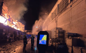 FOTO: Požiar haly vo Zvolene