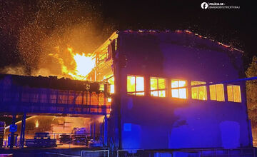 FOTO: Požiar haly vo Zvolene