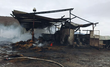 FOTO: V okrese Zvolen zhorel senník a v ňom kone, finančné škody sú vysoké