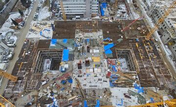 FOTO: Výstavba novej nemocnice pokračuje