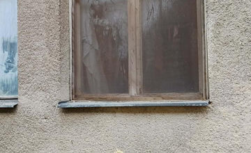 FOTO: Lekárka pri Lučenci ordinuje vo veľmi zlých priestoroch