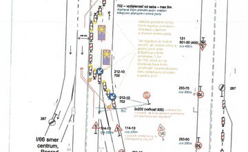FOTO: Brezno upozorňuje na uzáveru frekventovanej cesty smerom na Bystricu