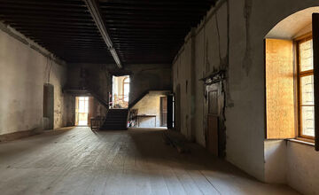 FOTO: Kaštieľ Radvanských sa vrátil do rúk mesta, čaká ho komplexná obnova 