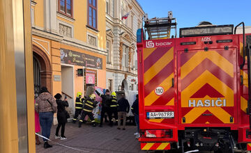 FOTO: V Bystrici odstránili kontroverzný automat, znepokojoval najmä rodičov