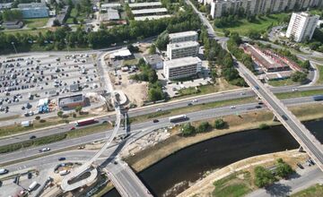 FOTO: Cyklomost ponad rýchlostnú cestu R1 v Banskej Bystrici