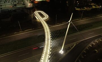 FOTO: Cyklomost ponad rýchlostnú cestu R1 v Banskej Bystrici