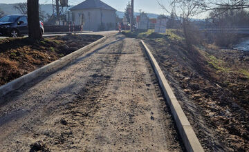 FOTO: Vo Vlkanovej vzniká cyklotrasa, pozrite si aktuálne zábery