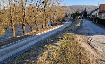 FOTO: Vo Vlkanovej vzniká cyklotrasa, pozrite si aktuálne zábery