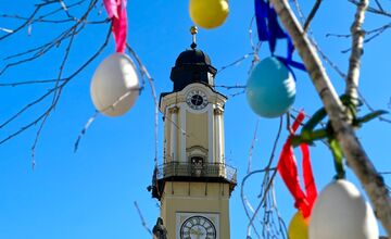 FOTO: Jar dorazila do centra Banskej Bystrice