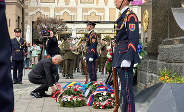 FOTO: V Banskej Bystrici si pripomenuli 81. výročie oslobodenia mesta