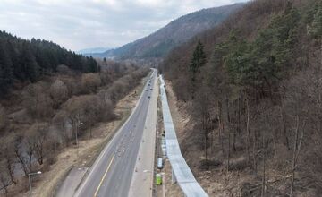 FOTO: V Brezne pokračujú práce na cyklolávke