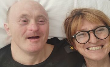 FOTO: Divadlo z Pasáže oznámilo smrť herca Petra Hudeca