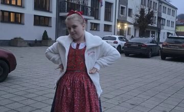 FOTO: Talentovaná 10-ročná Aylin bojuje po nehode o život