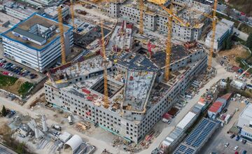 FOTO: Práce na Rooseveltovej nemocnici napredujú