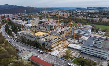 FOTO: Práce na Rooseveltovej nemocnici napredujú