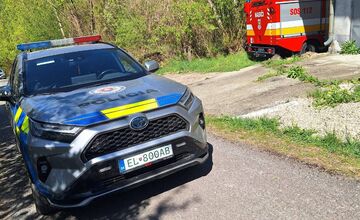 FOTO: V Kremnici spadla žena do studne